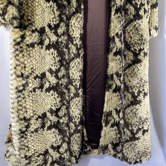 UNREAL FUR FOR FREE PEOPLE MADAM GRACE COAT SNAKE NWT NEW - Picture 10 of 15